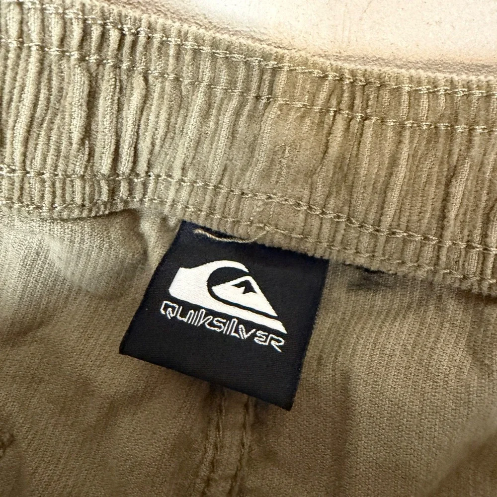 Quiksilver Mens Small Corduroy Shorts Olive‎ Tan Elastic Waist Cotton size 30